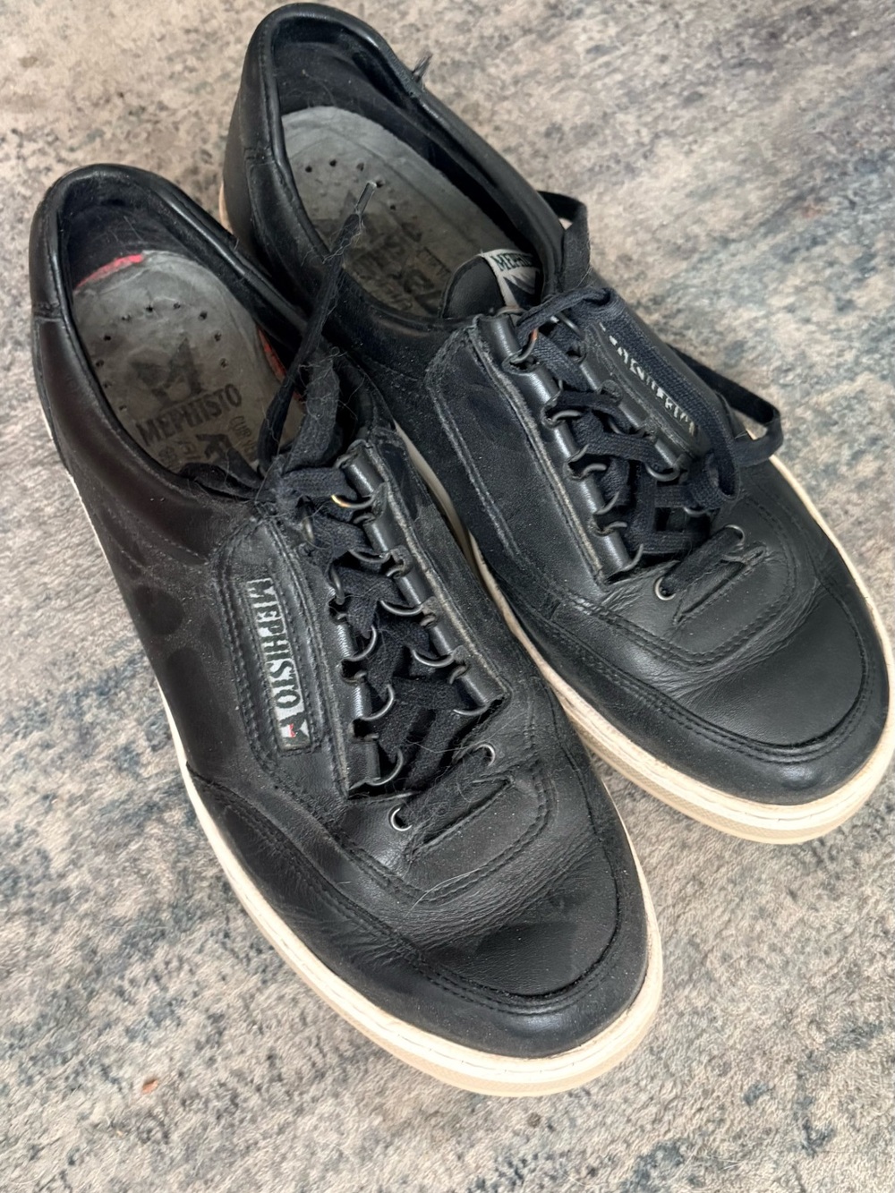Mephisto RUNOFF Men’s Black Leather Sneakers with Contrasting Cream Soles